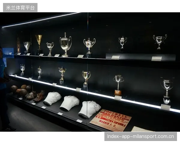 NBA球队荣誉室展出传奇历史，球迷瞻仰朝圣